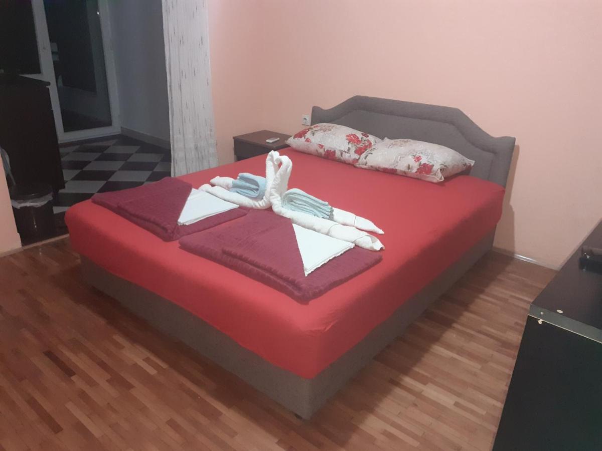 Studios Milosev Bar Ngoại thất bức ảnh